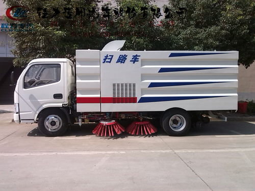 8噸路面清掃車、電動(dòng)掃路車及防撞緩沖車價(jià)格詳解與選購(gòu)指南